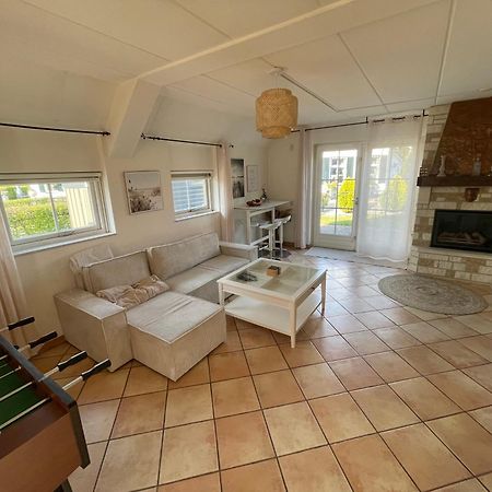 Freistehendes Ferienhaus Am See Naehe Roermond Heel Esterno foto