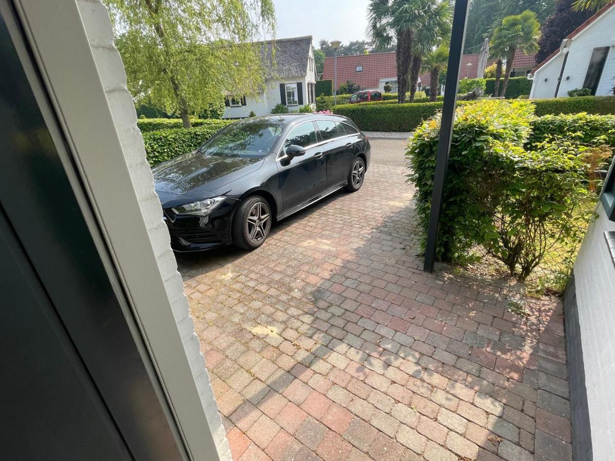 Freistehendes Ferienhaus Am See Naehe Roermond Heel Esterno foto